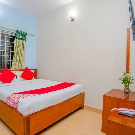 Oyo 575 Api Suites Pokhara Kültér fotó