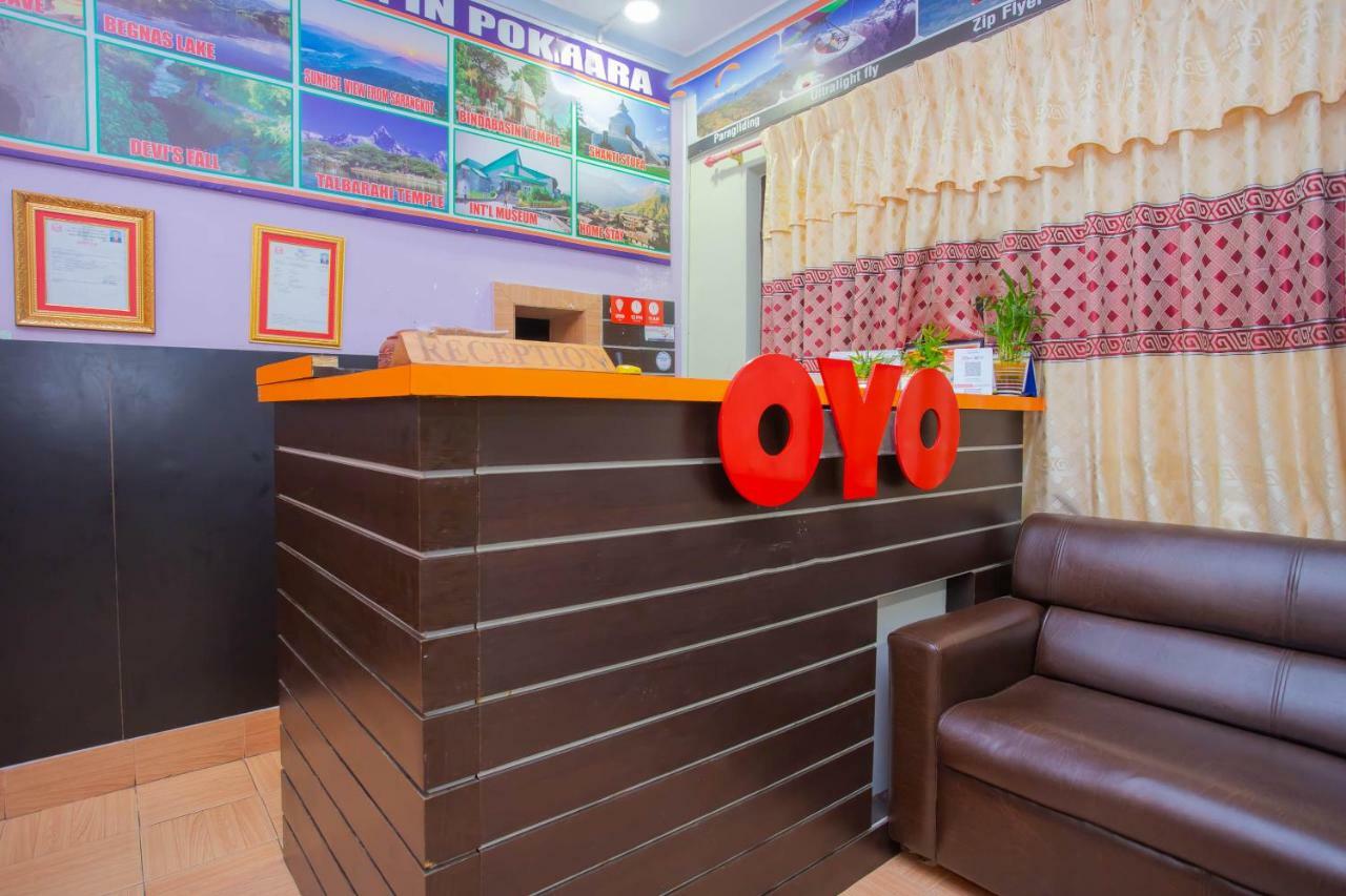 Oyo 575 Api Suites Pokhara Kültér fotó