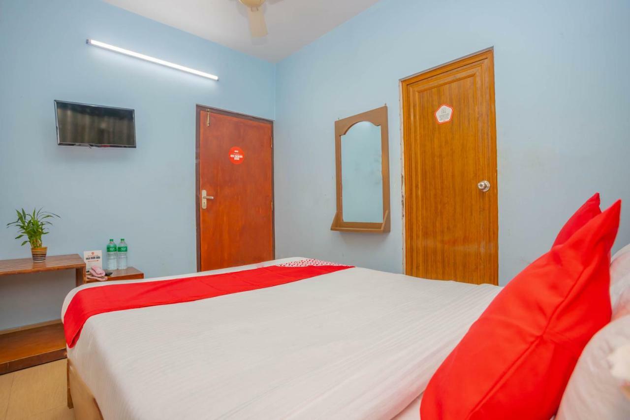 Oyo 575 Api Suites Pokhara Kültér fotó
