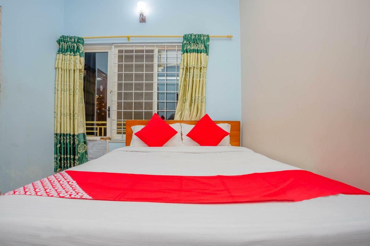 Oyo 575 Api Suites Pokhara Kültér fotó