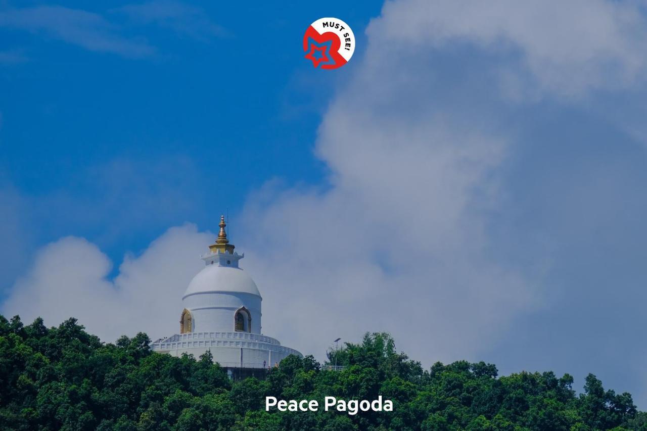 Oyo 575 Api Suites Pokhara Kültér fotó