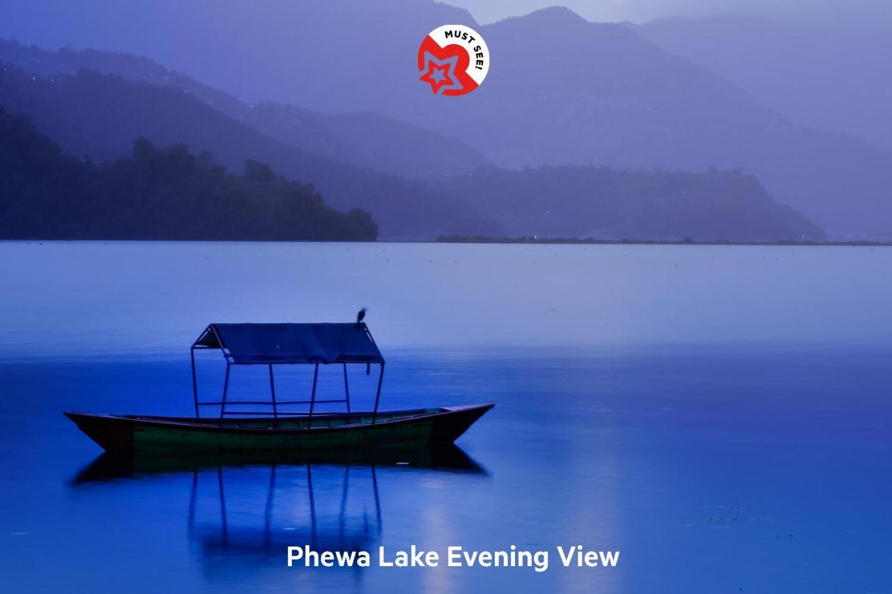 Oyo 575 Api Suites Pokhara Kültér fotó