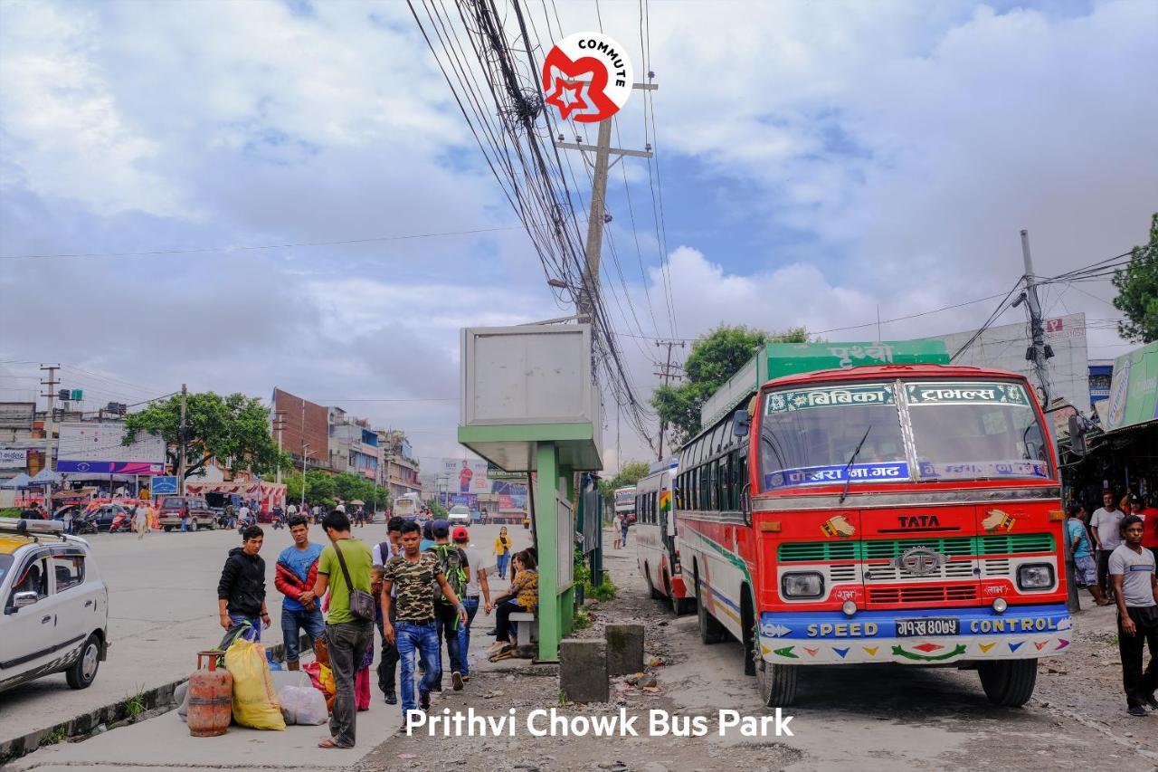 Oyo 575 Api Suites Pokhara Kültér fotó